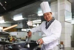 滨湖餐厅厨师爆料案件最新,揭开后厨黑幕，食品安全问题引关注